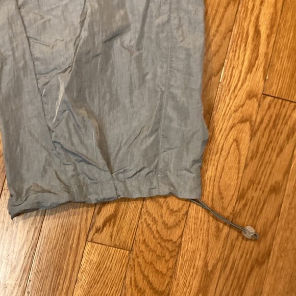 NWOT Adika woman’s adjustable top and legs sport pants - Picture 2 of 6